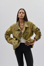 Funnel Neck Trench 001