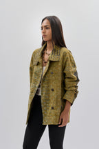 Funnel Neck Trench 001