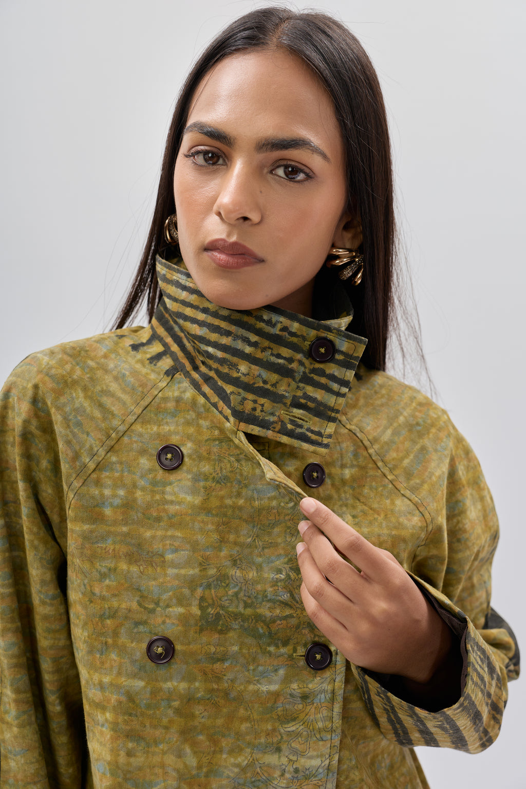 Funnel Neck Trench 001
