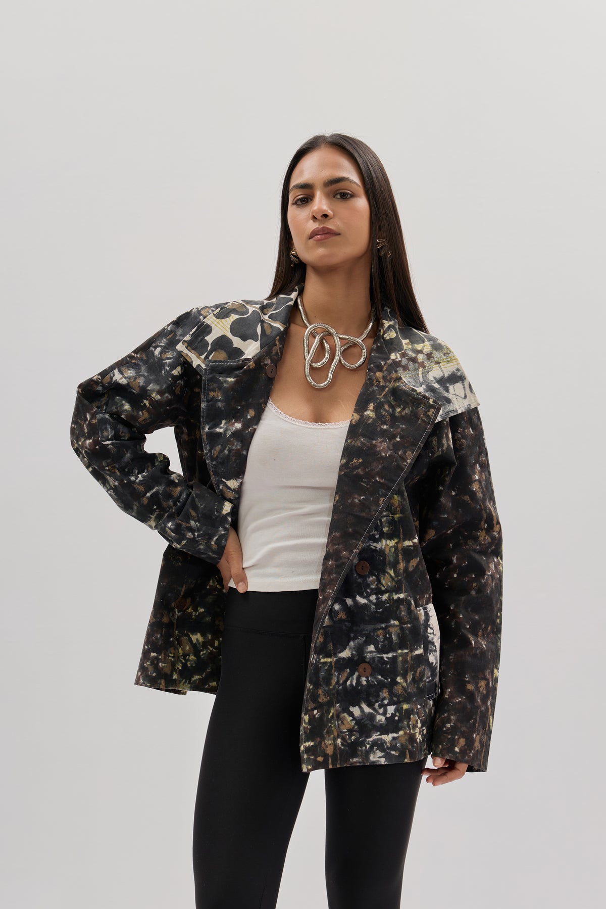 Funnel Neck Trench 002
