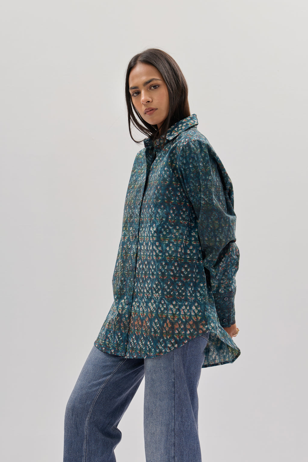 Classic Button Shirt 003