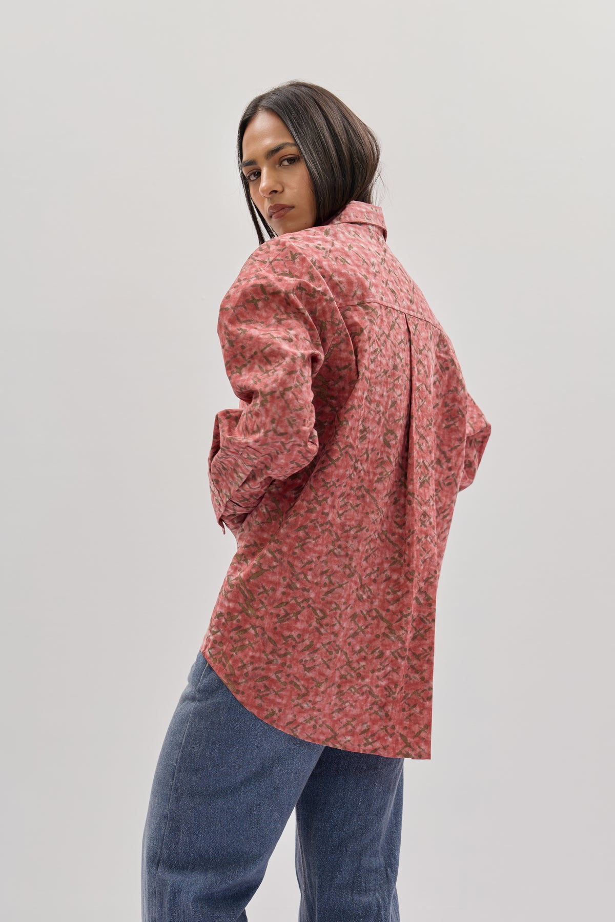 Classic Button Shirt 002